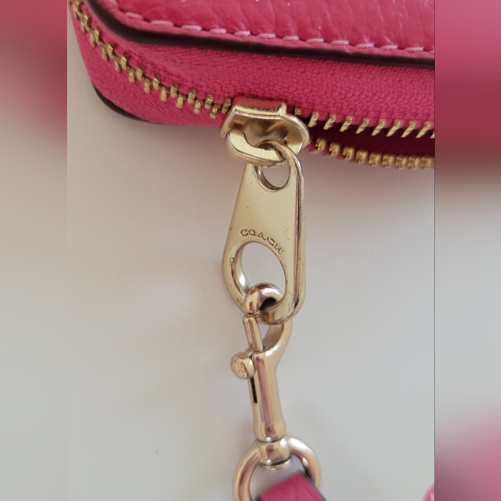 Coach Pink Accodian Wallet Wristlet - Picture 14 of 16